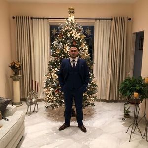 Meet your Posher, Nino